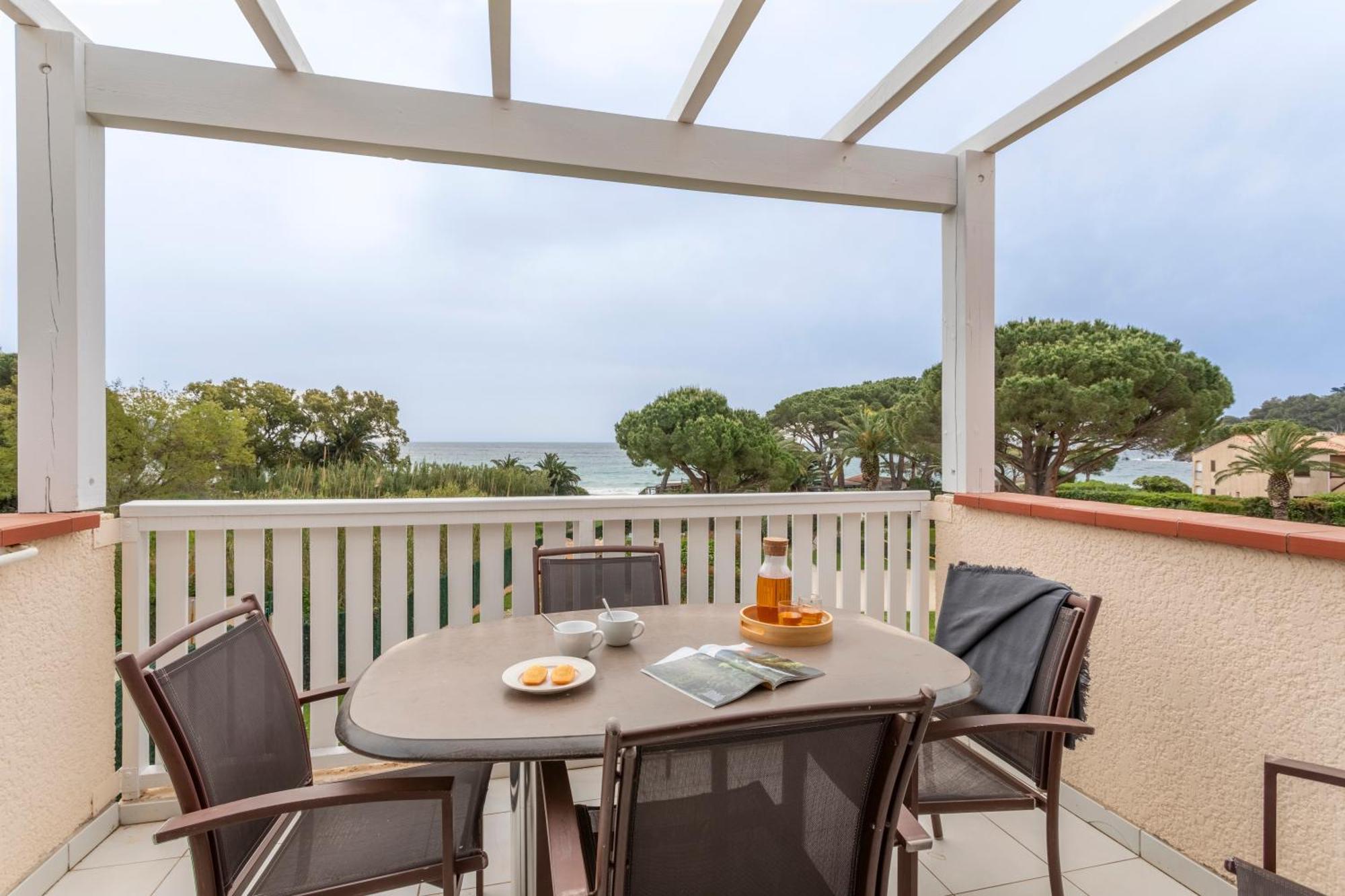 Residence Pierre & Vacances L'Anse De Pramousquier Le Lavandou Exterior foto